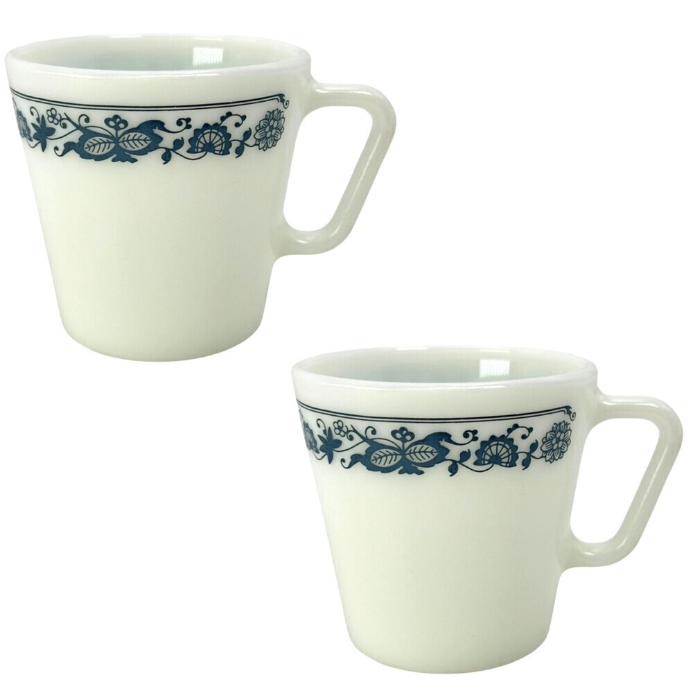 2 Pyrex Coffee Mug Cup Corning USA MCM VTG Limited Pattern Old Town Blue Onion
